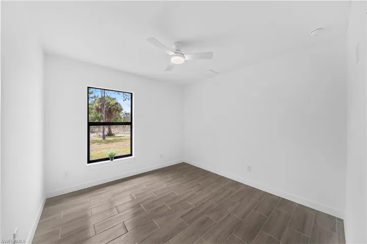 908 Capetown Ave, Lehigh Acres, Florida 33974