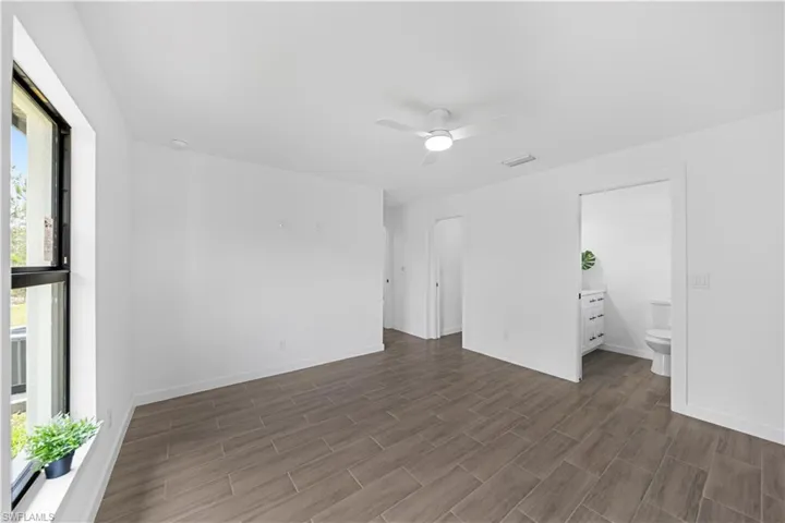 908 Capetown Ave, Lehigh Acres, Florida 33974