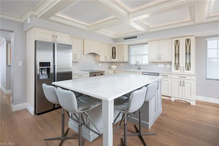 1200 Gulf Shore Blvd N 503, Naples, Florida 34102