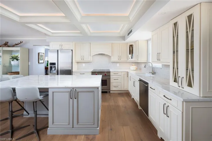 1200 Gulf Shore Blvd N 503, Naples, Florida 34102