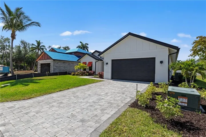 12307 Sweet Kiwi Ln, Fort Myers, Florida 33908