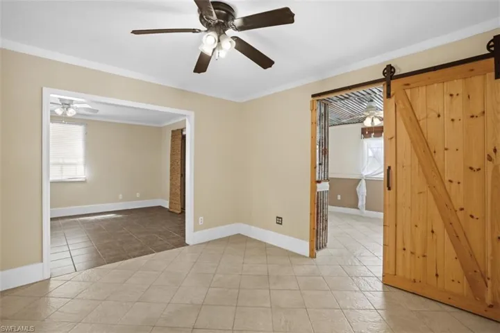 2595  31st NE AVE, Naples, FL 34120