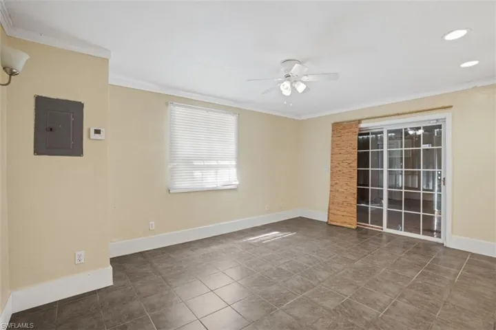 2595  31st NE AVE, Naples, FL 34120