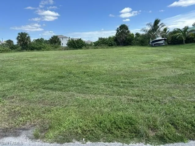 2529 Ne 20th Pl, Cape Coral, Florida 33909