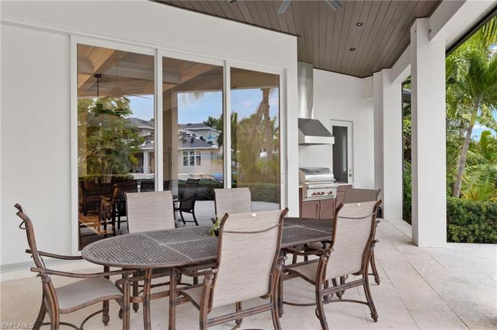 2275  Trout  CT, Naples, FL 34102