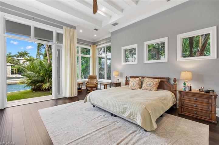 2275  Trout  CT, Naples, FL 34102