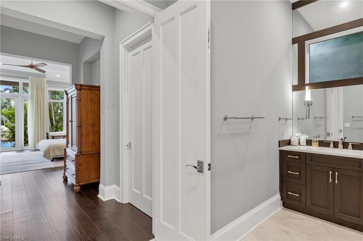 2275  Trout  CT, Naples, FL 34102