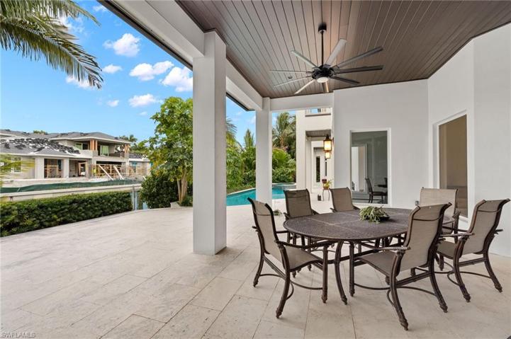 2275  Trout  CT, Naples, FL 34102