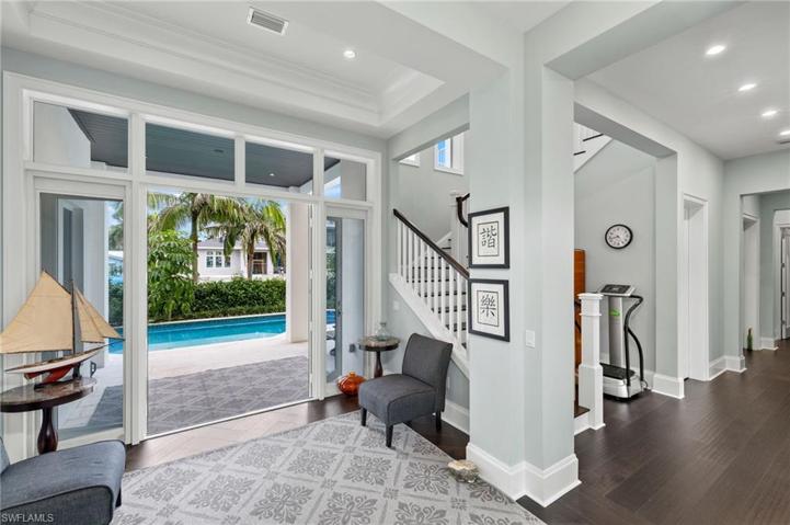 2275  Trout  CT, Naples, FL 34102