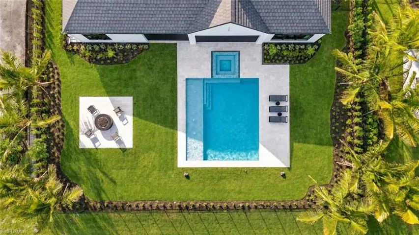 944 Chimney Rock Rd, Naples, Florida 34120