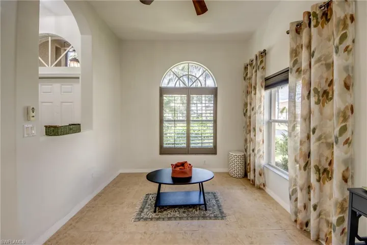 2569 Keystone Lake Dr, Cape Coral, Florida 33909