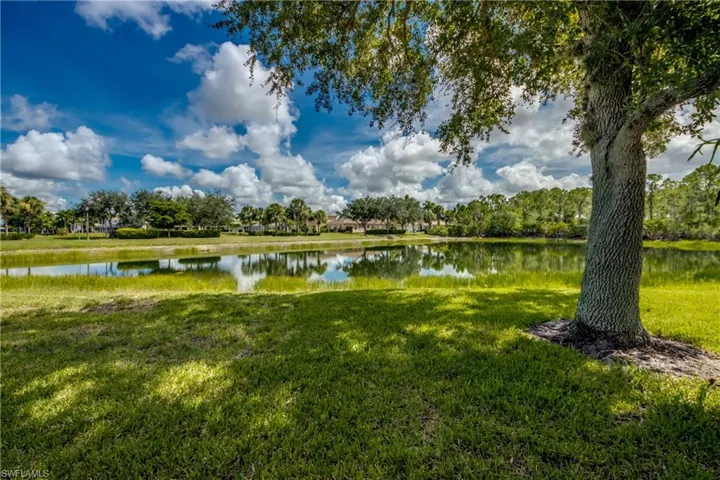 2569 Keystone Lake Dr, Cape Coral, Florida 33909