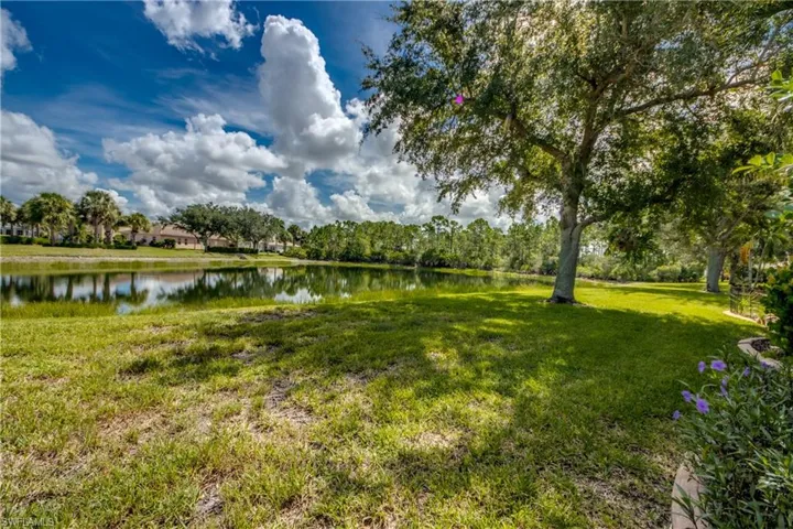 2569 Keystone Lake Dr, Cape Coral, Florida 33909