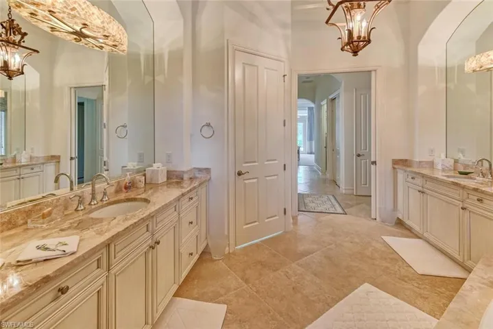 9683 Lipari Ct, Naples, Florida 34113