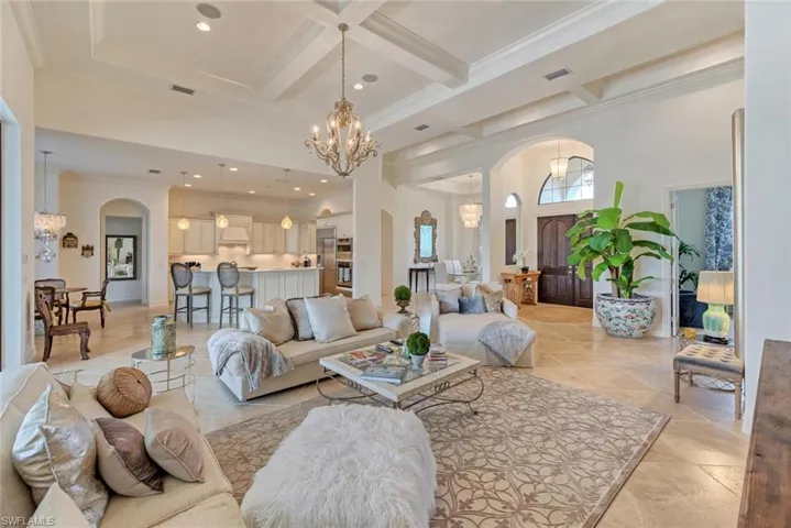 9683 Lipari Ct, Naples, Florida 34113