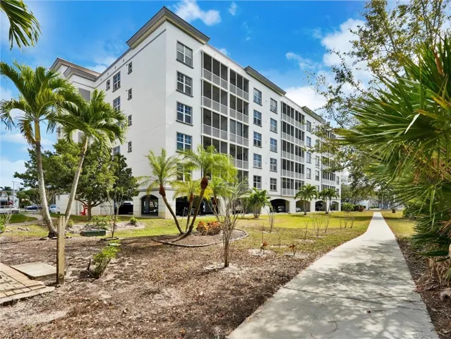 28750 Trails Edge Blvd 205, Bonita Springs, Florida 34134