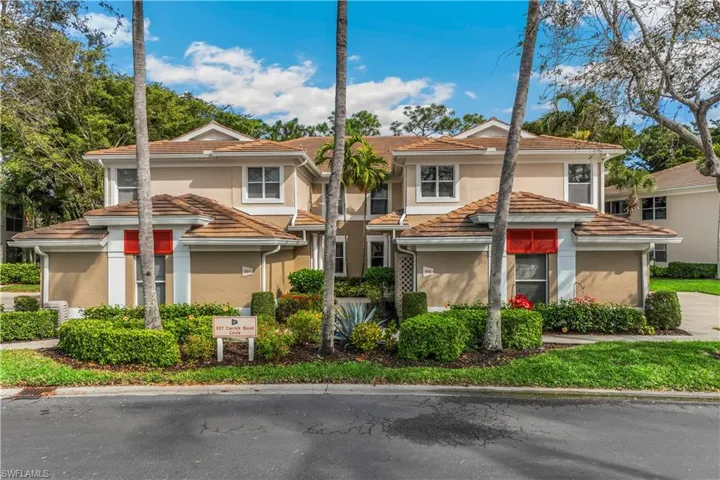 937  Carrick Bend  CIR, Naples, FL 34110