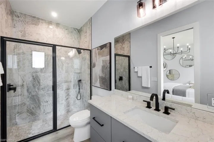 933 11th St Sw, Naples, Florida 34117