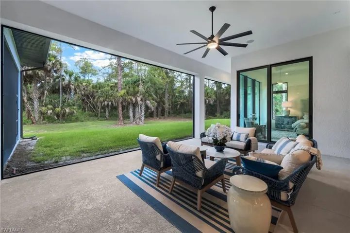 933 11th St Sw, Naples, Florida 34117