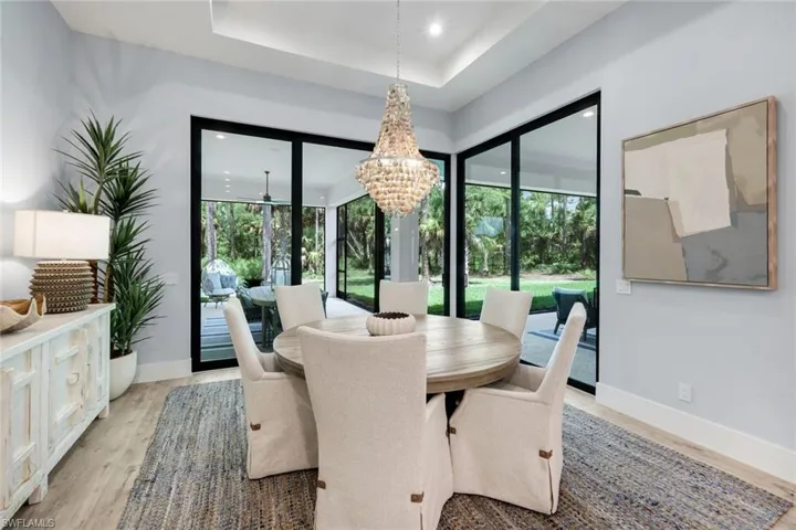 933 11th St Sw, Naples, Florida 34117