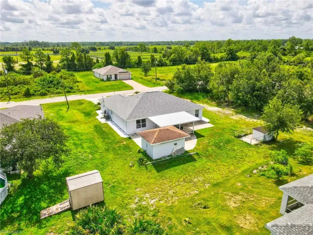 Aerial view of property and surrounding area