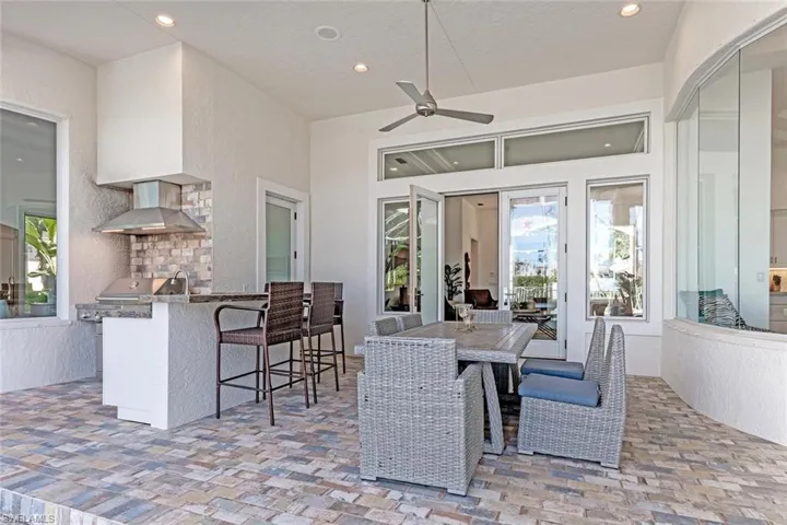 Outdoor Kitchen