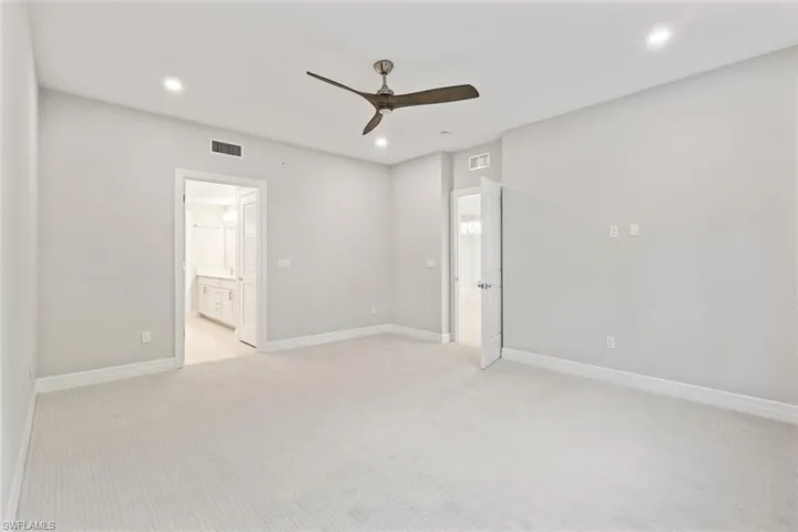 196  Indies E DR, Naples, FL 34114