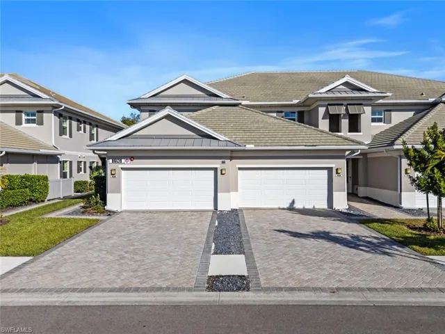 196  Indies E DR, Naples, FL 34114