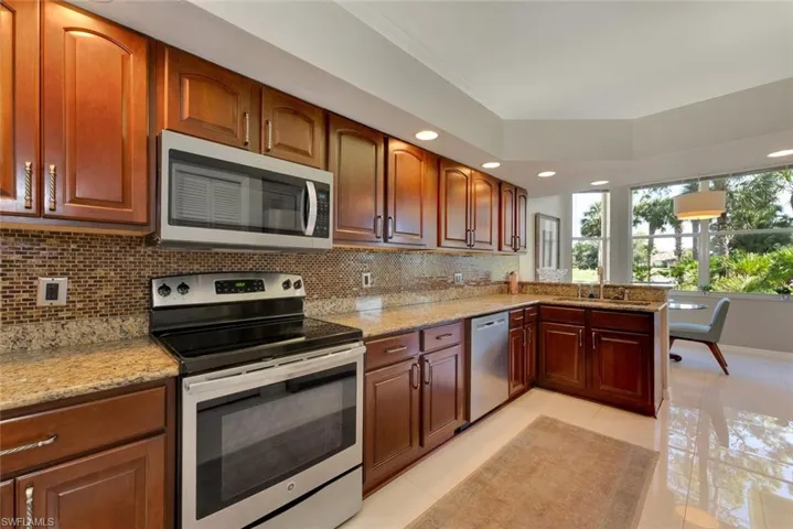 Spacious Kitchen