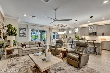 426 Tamarindo Ln, Naples, Florida 34114