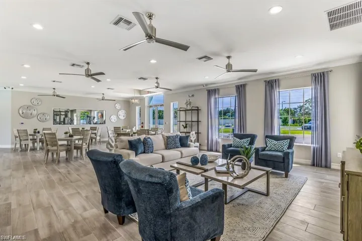 426 Tamarindo Ln, Naples, Florida 34114