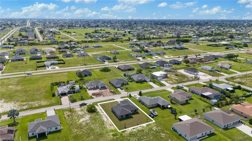 Birds eye view of property