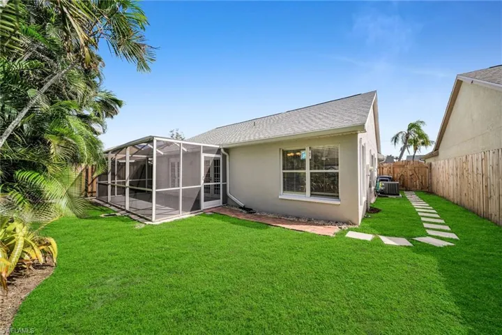 15069 Cloverdale Dr, Fort Myers, Florida 33919