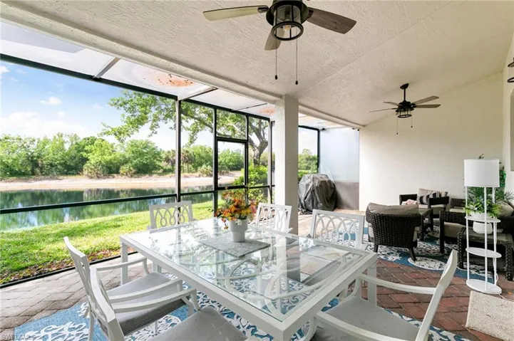 15068  Summit Place  CIR, Naples, FL 34119