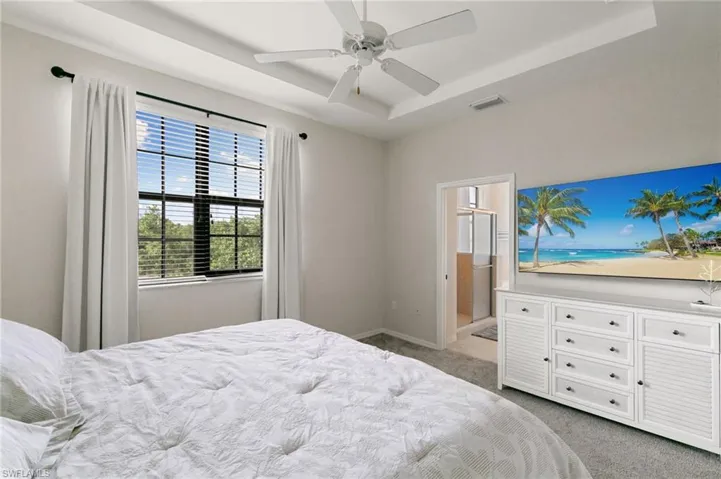 15068  Summit Place  CIR, Naples, FL 34119