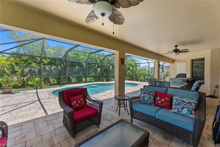 Nice covered outdoor space