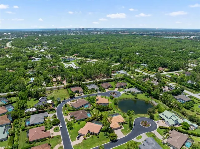 10011  Hidden Pines  LN, Bonita Springs, FL 34135