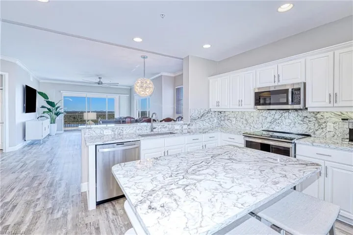 9101  Southmont  CV, Fort Myers, FL 33908
