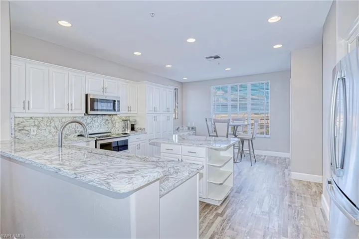9101  Southmont  CV, Fort Myers, FL 33908