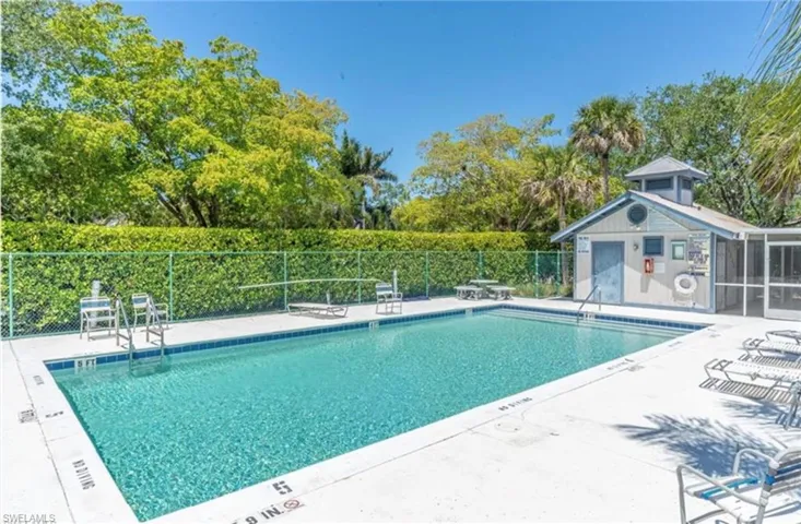 2656 River Reach Dr, Naples, Florida 34104