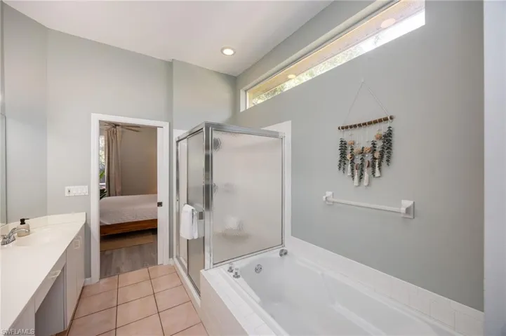2656 River Reach Dr, Naples, Florida 34104