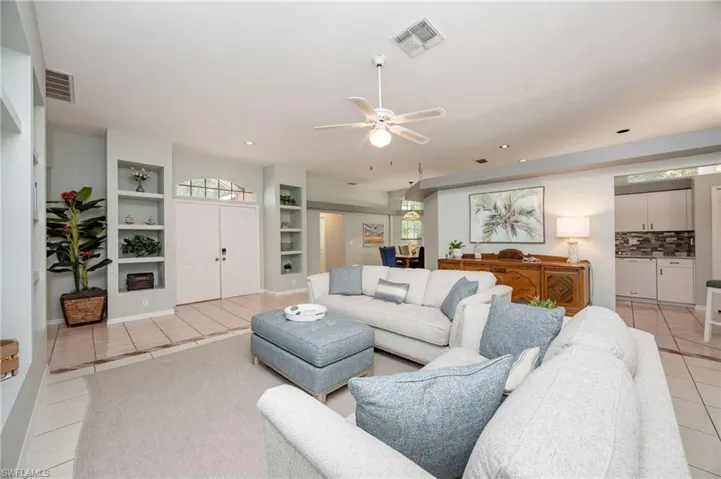2656 River Reach Dr, Naples, Florida 34104