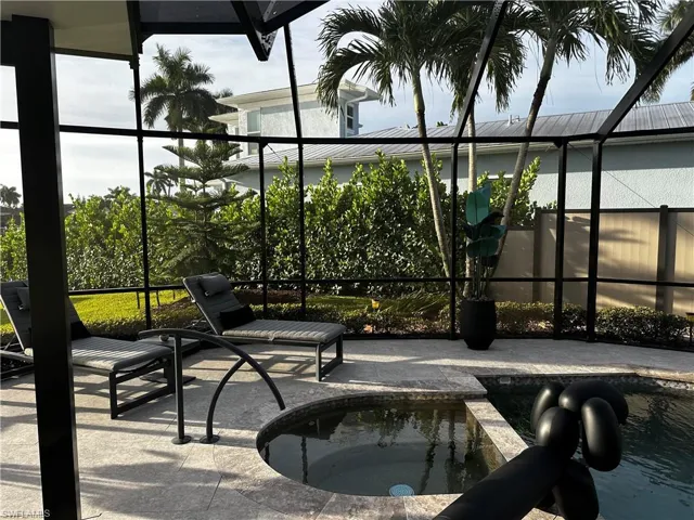 123 Newport Dr, Naples, Florida 34114