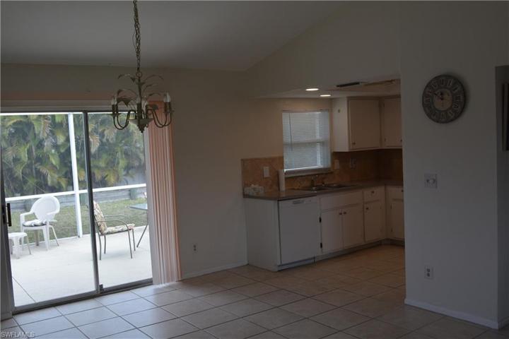 Dining/Kitchen