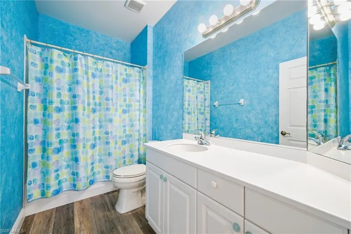 13921  Avon Park  CIR, Fort Myers, FL 33912