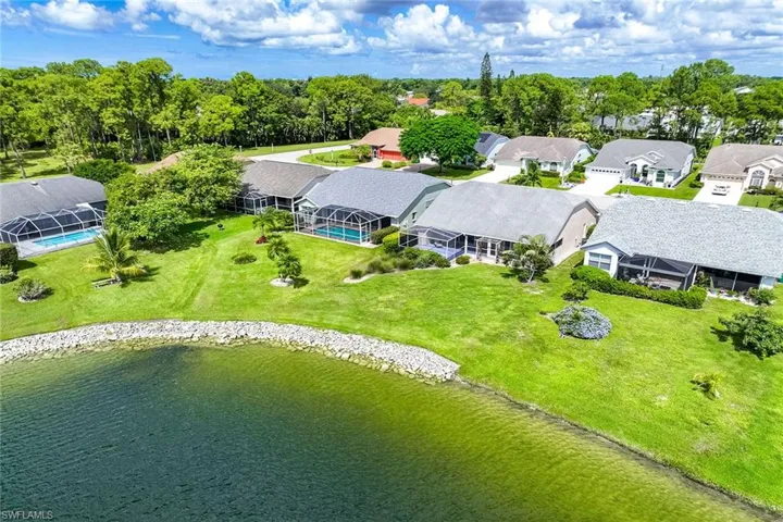 6635 Vancouver Ln, Naples, Florida 34104