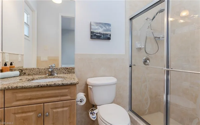 2nd Bathroom