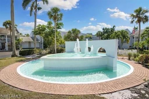FOUR FOUNTAINS