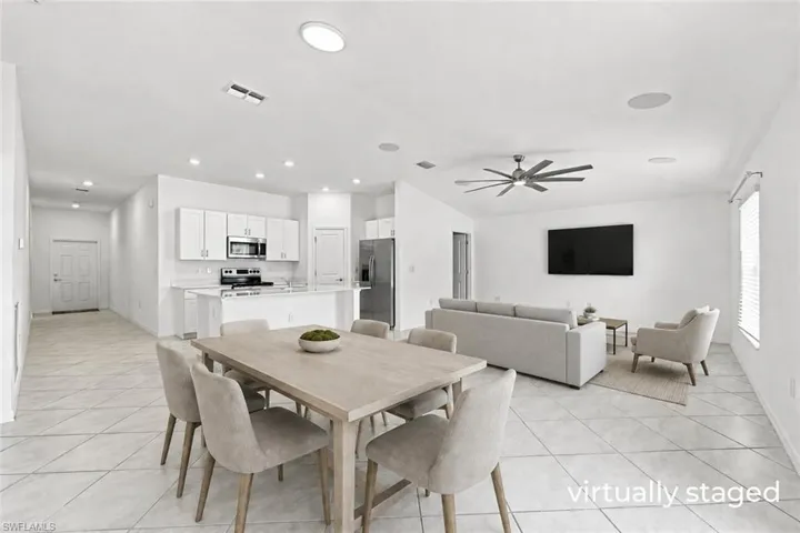 3513 Ne 12th Ave, Cape Coral, Florida 33909