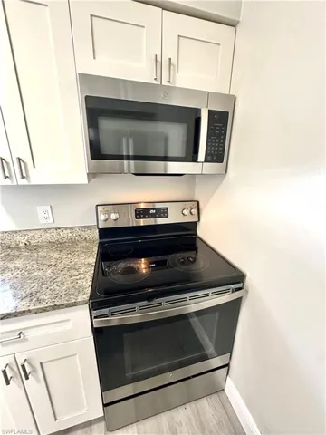 17493  Ellie  DR, Fort Myers, FL 33967